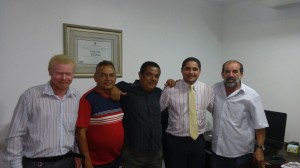 Zé Inácio e os representantes da ABRAÇO/Ma em seu gabinete. 