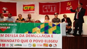 Zé Inácio defende a união entre entidades e partidos políticos em favor da democracia. 
